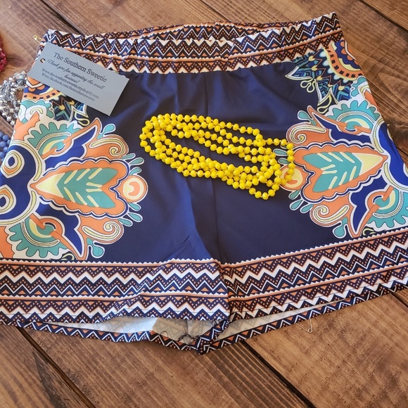 Chiffon floral print shorts - Picture 4 of 4